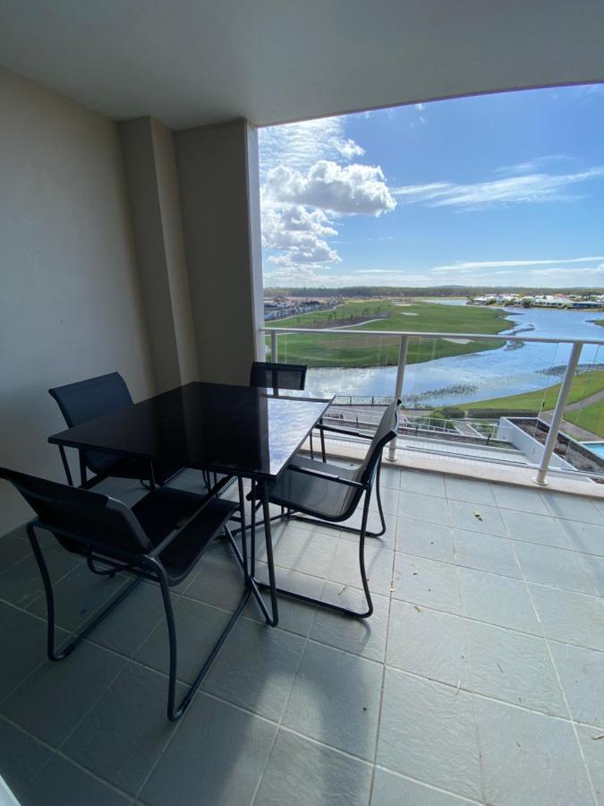 Pelican Waters Resort One Bedroom Apartment ภายนอก รูปภาพ